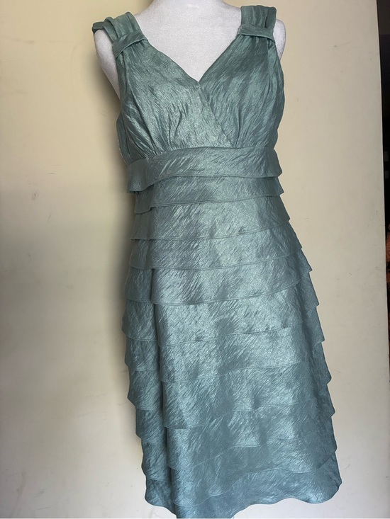 London Style Dresses & Skirts - London Style Sage Green Metallic Shimmer Tiered Ruffle Cocktail Dress Size 6